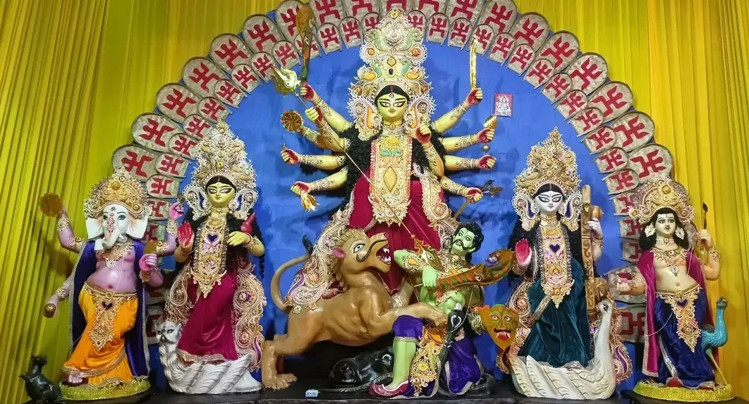 DURGA PUJA SHASTRI NAGAR, EKTA APARTMENT, GEETA COLONY, DELHI