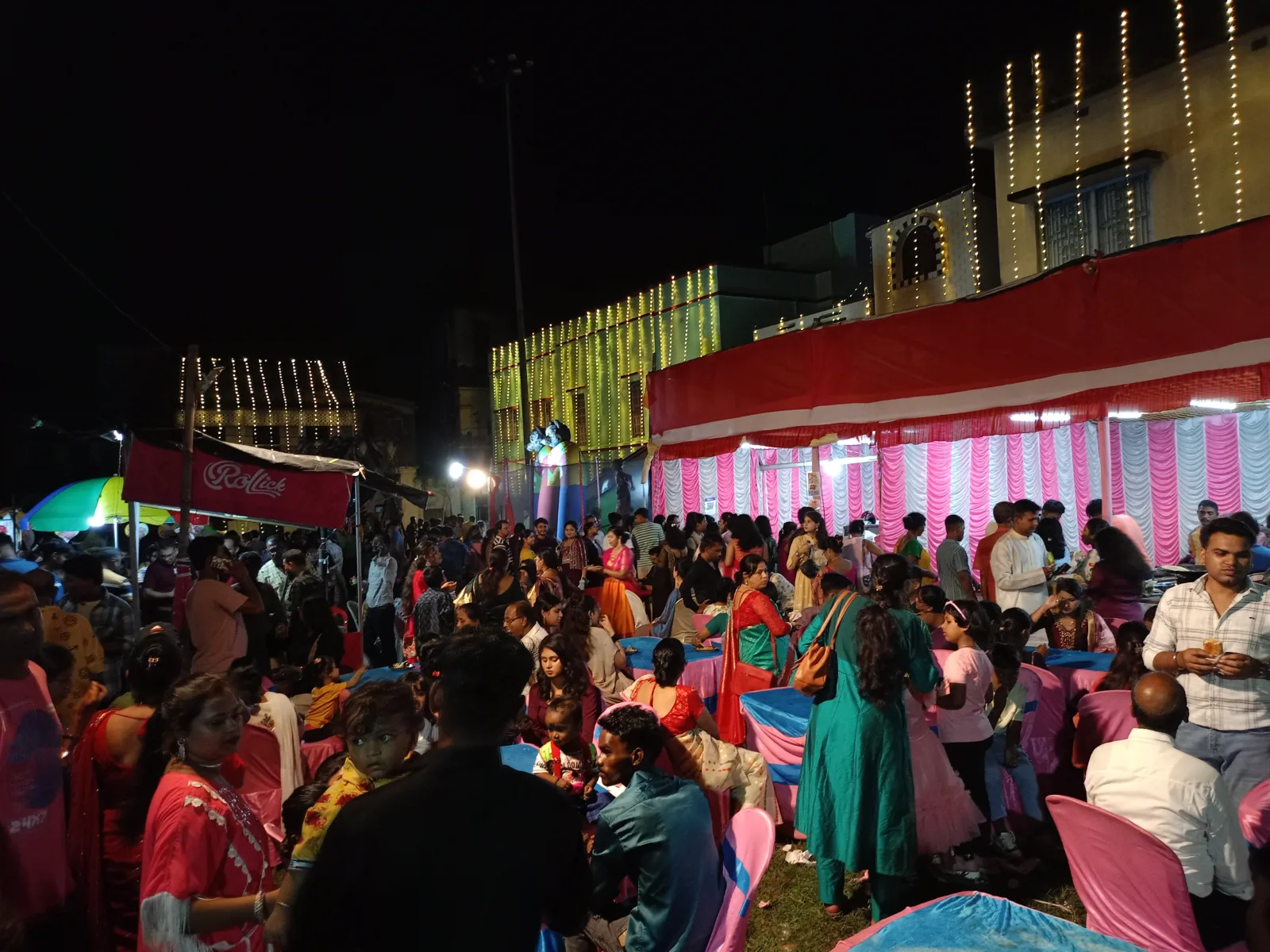 Bhatpara Barowari Math Durgapuja 2025 — Food court at mid night