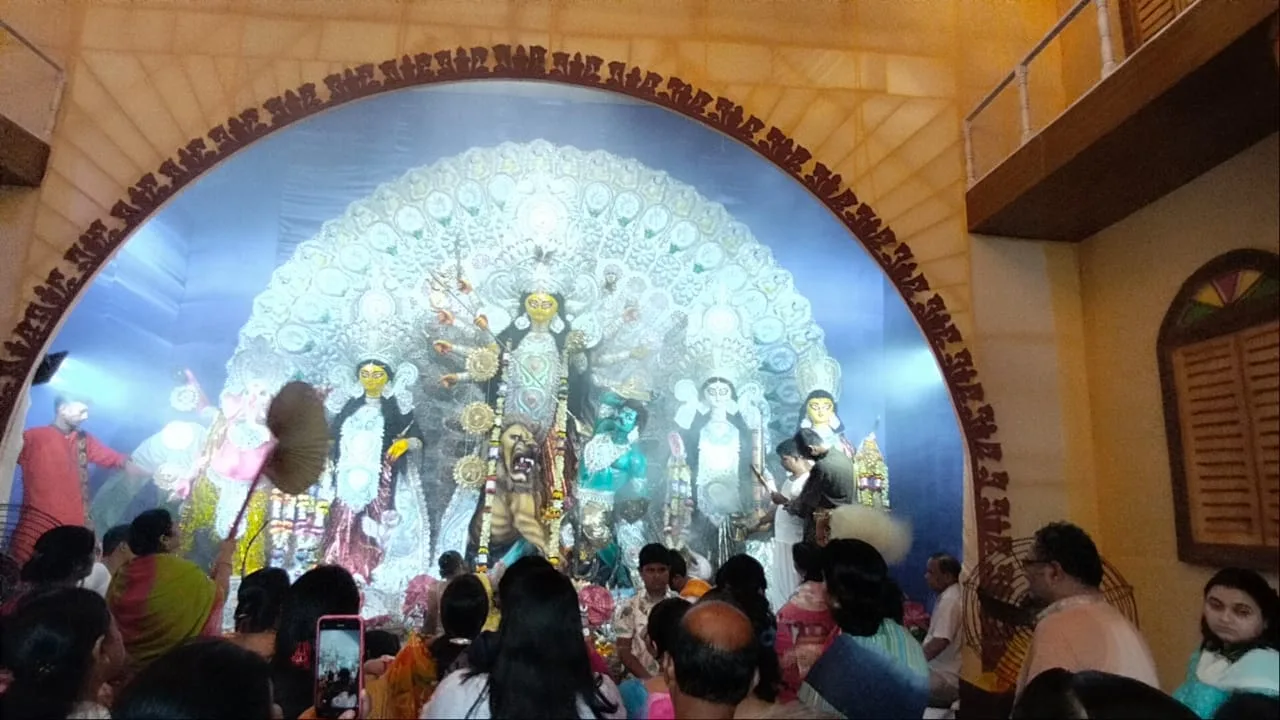 Bhatpara Barowari Math Durgapuja 2022